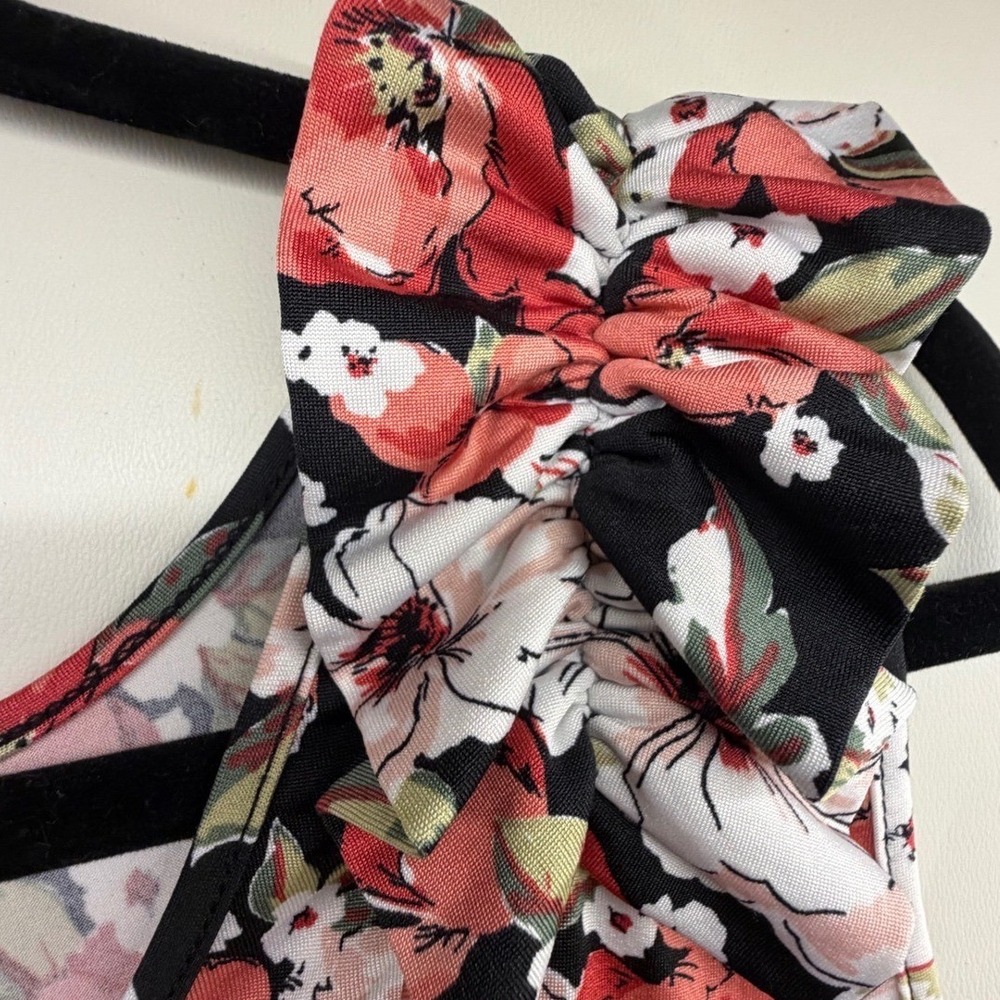 Perception Concept Floral Ruffle Shoulder V-Neck Tank Top Black Coral Large - Picture 3 of 8